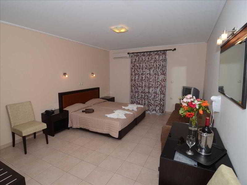 Hôtel Konstantin Beach à Zakynthos Island Extérieur photo